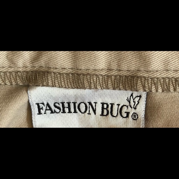 📚 2/$12 Fashion Bug Khakis - Picture 2 of 5